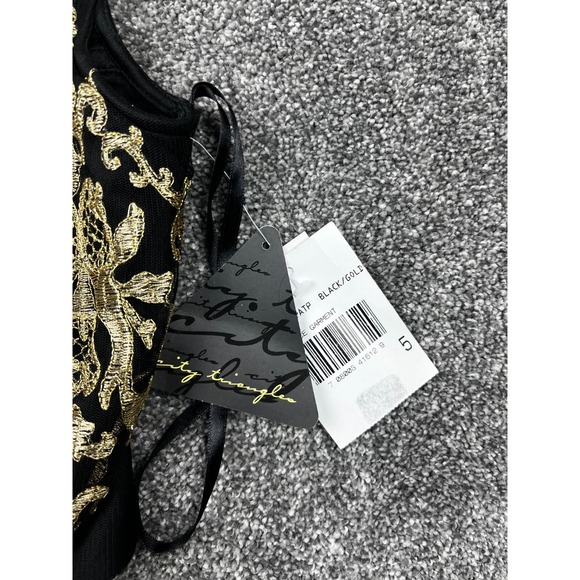 City Triangle Top‎ Womens 5 Mesh Embroidered Sleeveless Crop Top Black &Gold NWT - Picture 2 of 11
